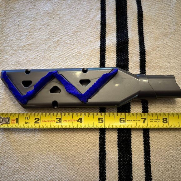 Dyson Reach Under Flex Crevice Attachment - Picture 3 of 3